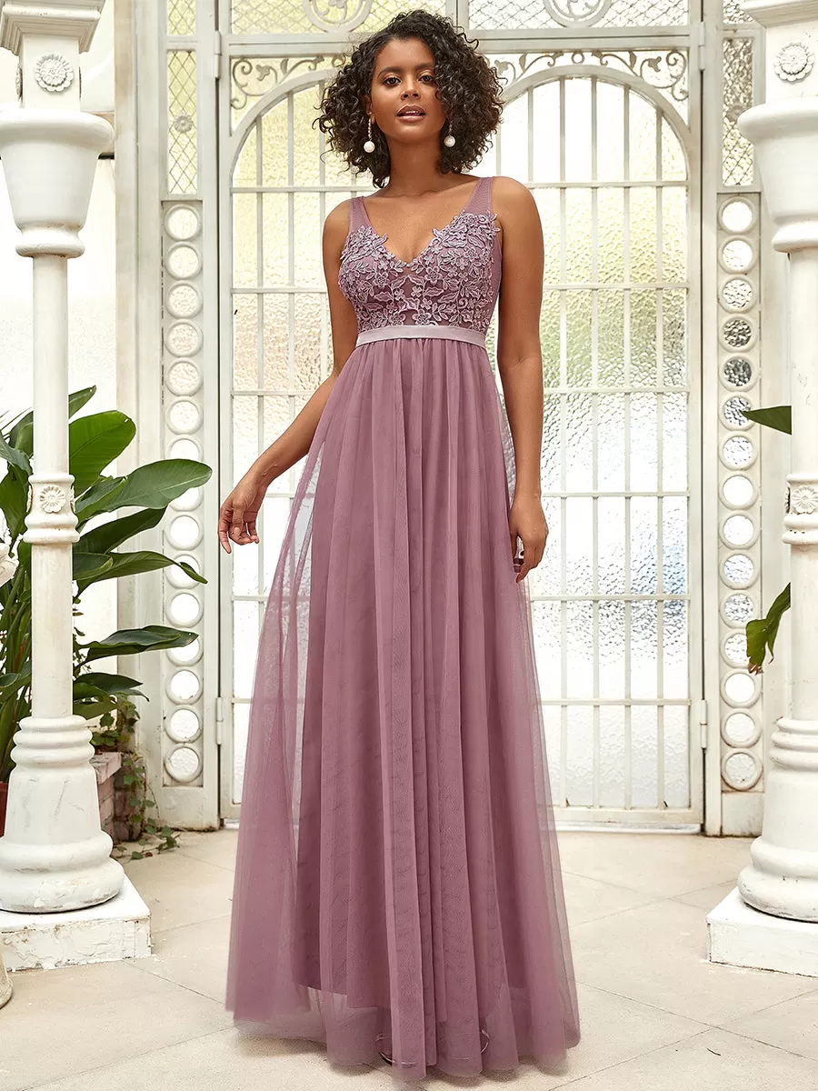 A-Line V-Neck Floral Lace Appliques Wholesale Bridesmaid Dress