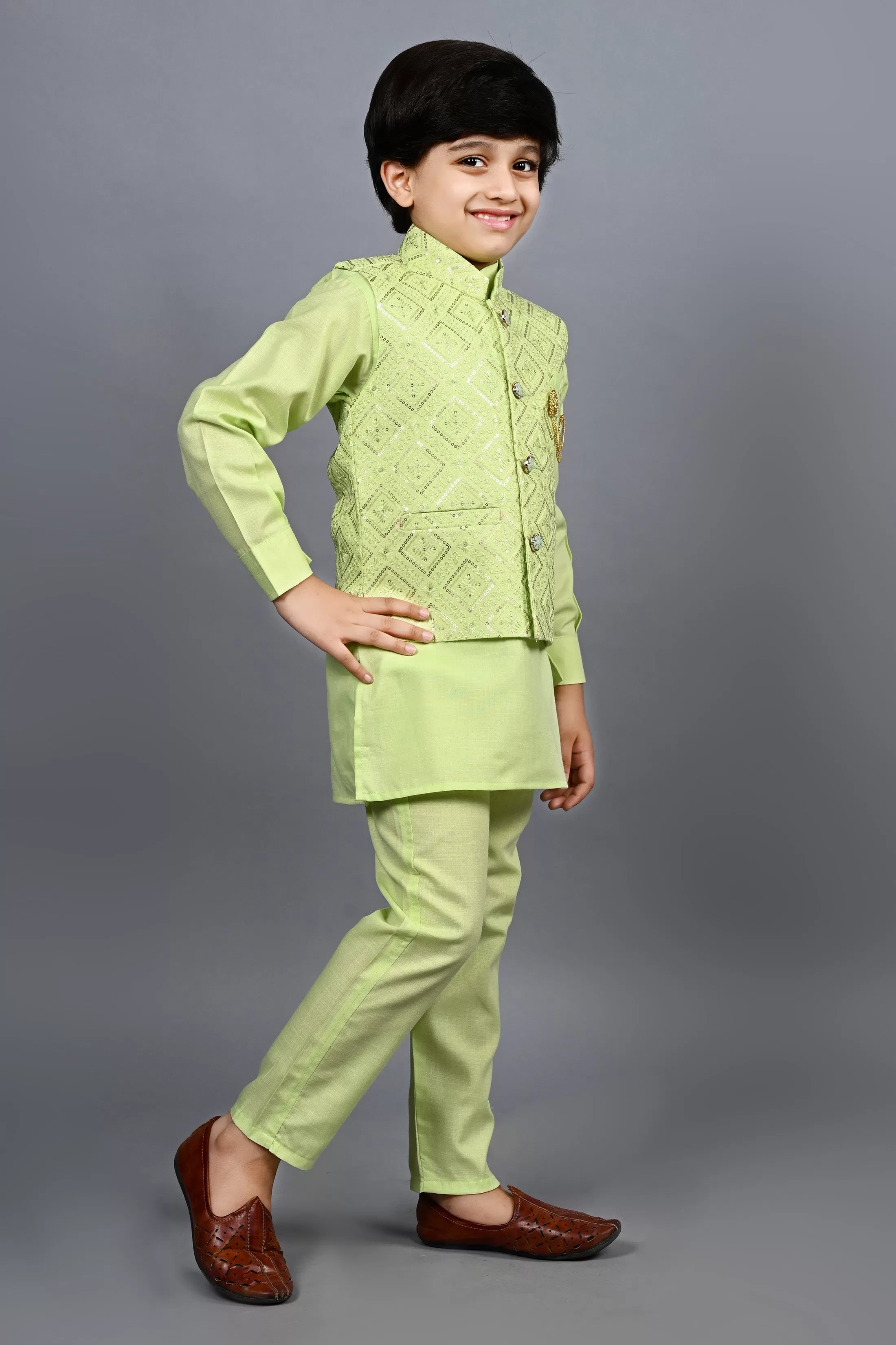 Ahhaaaa Traditional Indian Wear Bollywood Indo-Western Sherwani for Boys