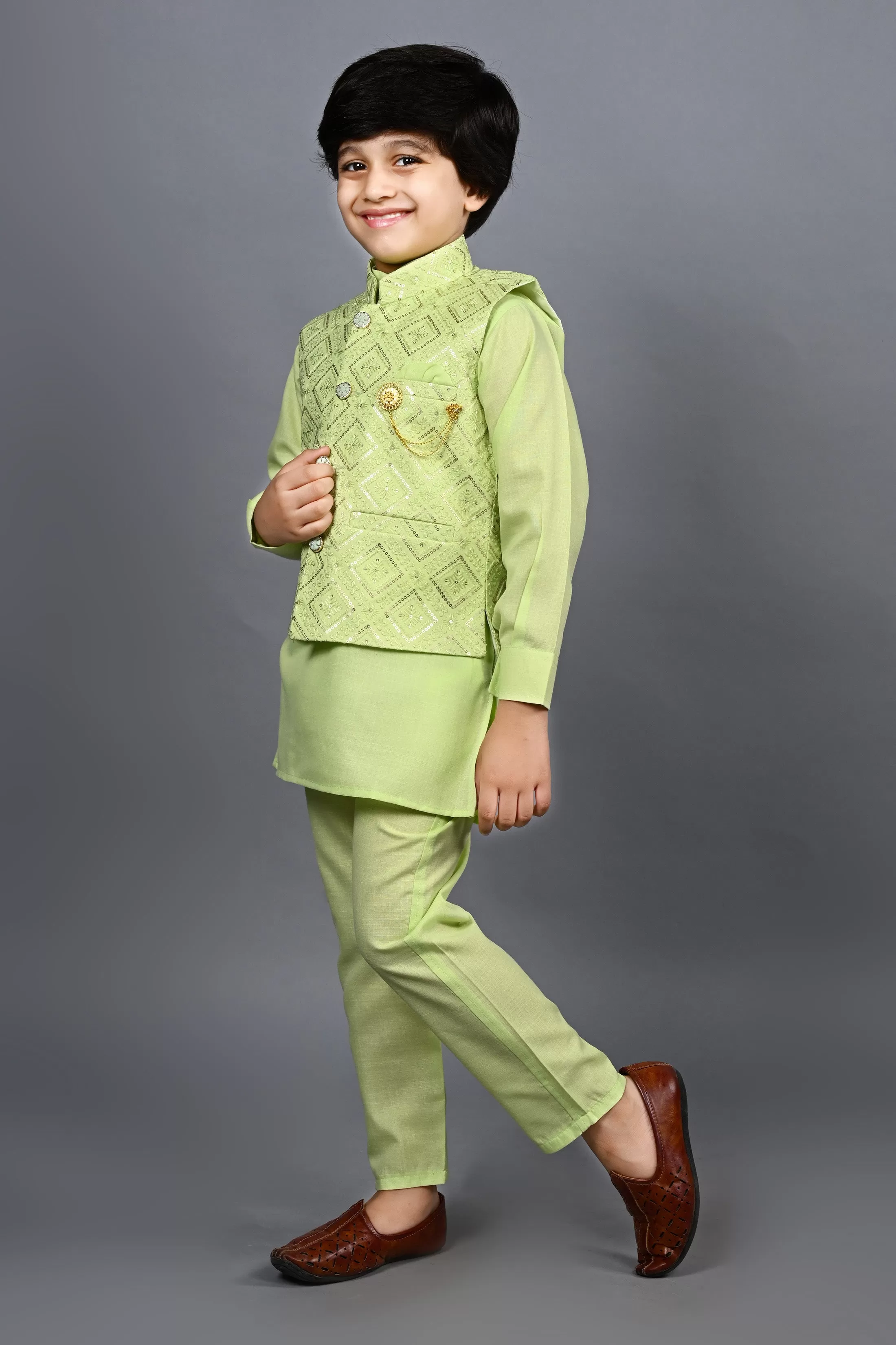 Ahhaaaa Traditional Indian Wear Bollywood Indo-Western Sherwani for Boys