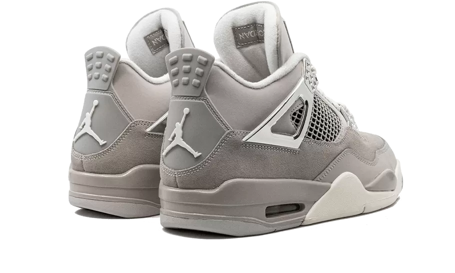 Air Jordan 4 Retro "Frozen Moments"