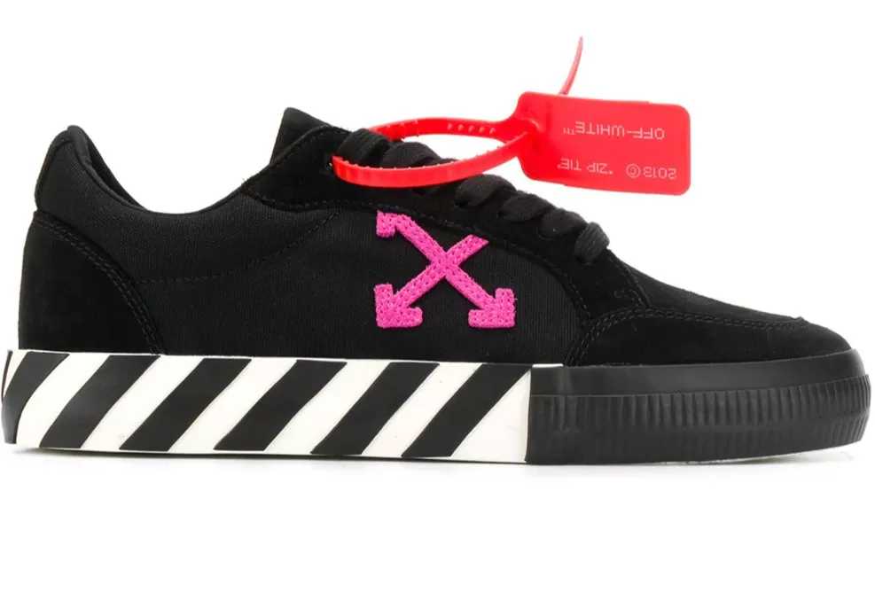 Arrows-logo Black Pink