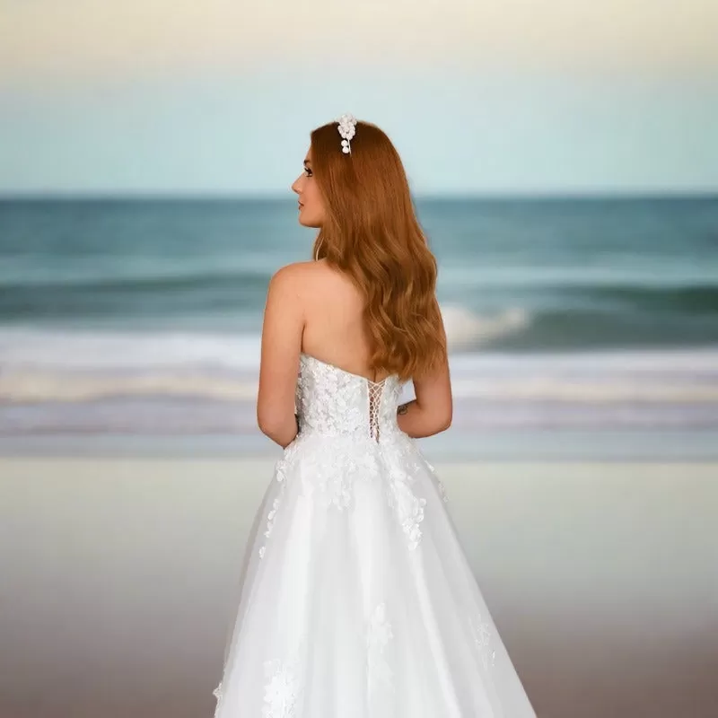 Beach Wedding A-Line Strapless Lace Boho Wedding Dress