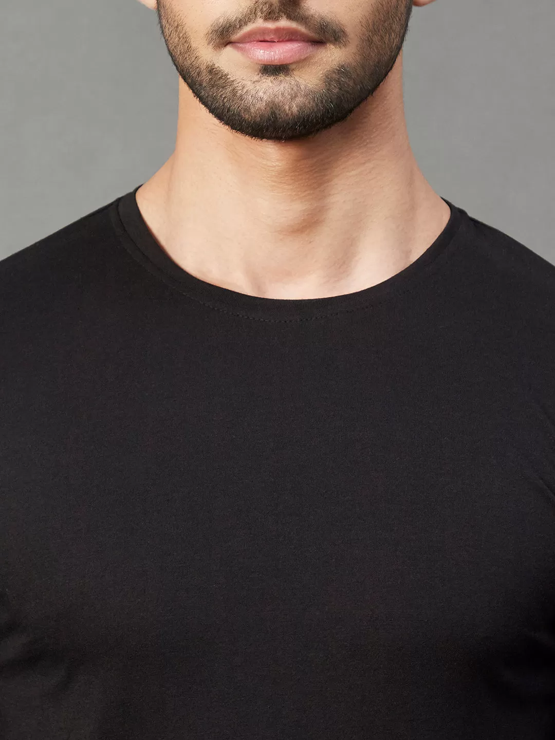 Black Thumbhole Round Neck Full Sleeve T-Shirt