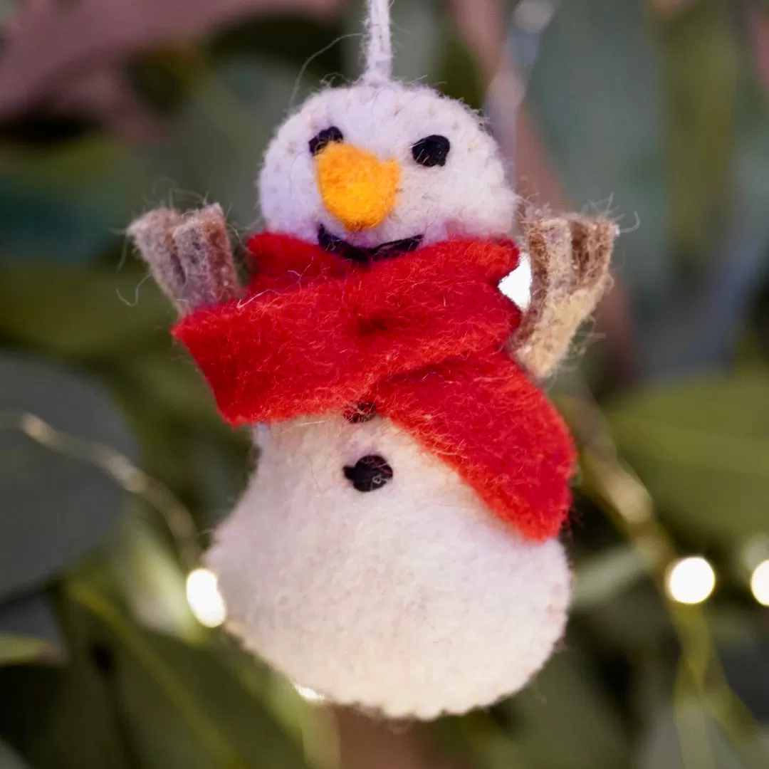 Colourful Felt Snowmen