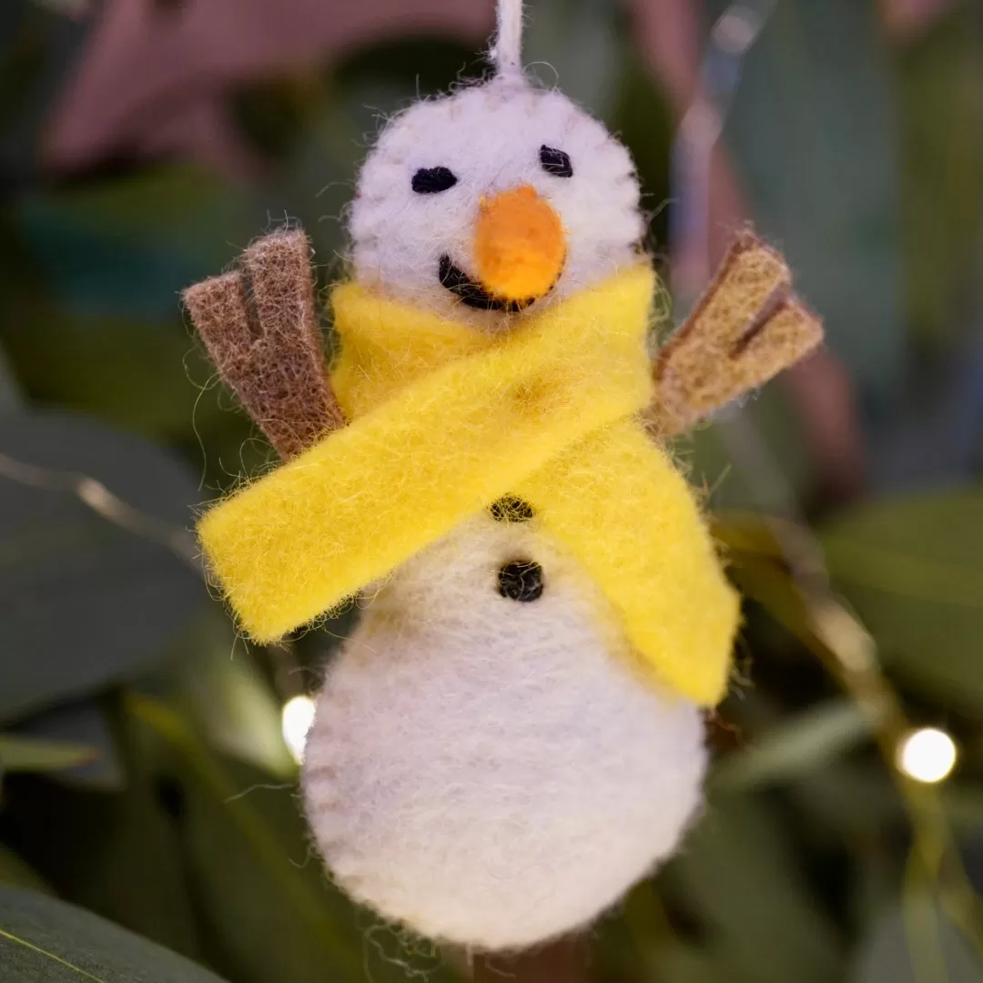 Colourful Felt Snowmen